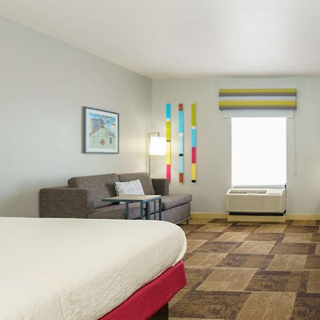 Hampton Inn Garden City Dış mekan fotoğraf