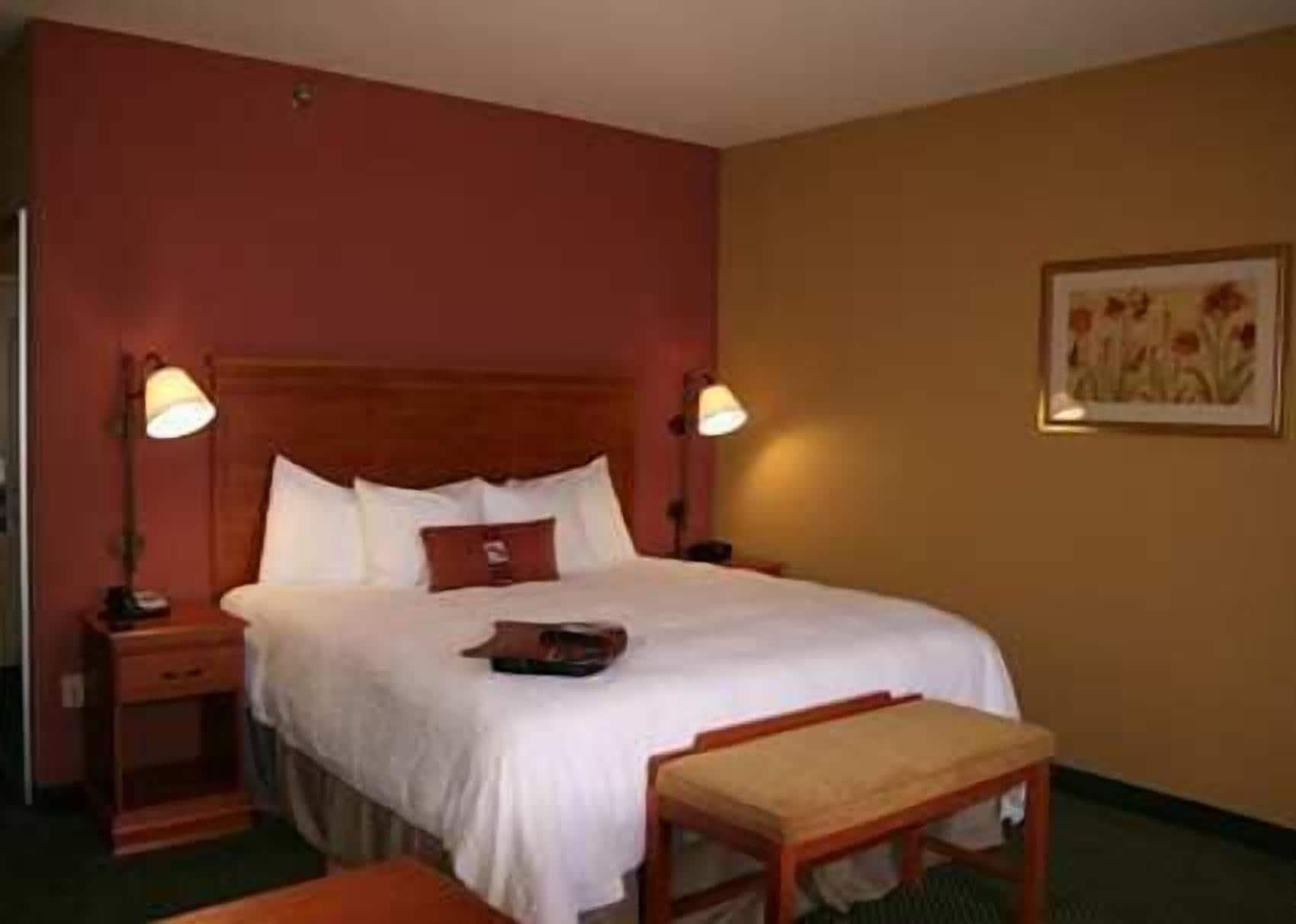 Hampton Inn Garden City Dış mekan fotoğraf