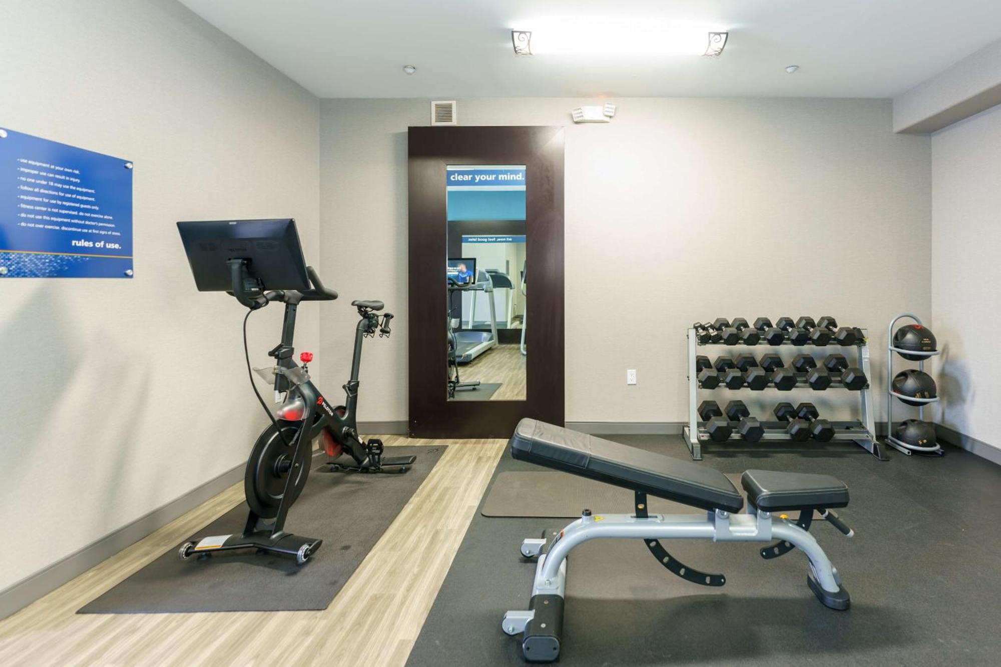 Hampton Inn Garden City Dış mekan fotoğraf