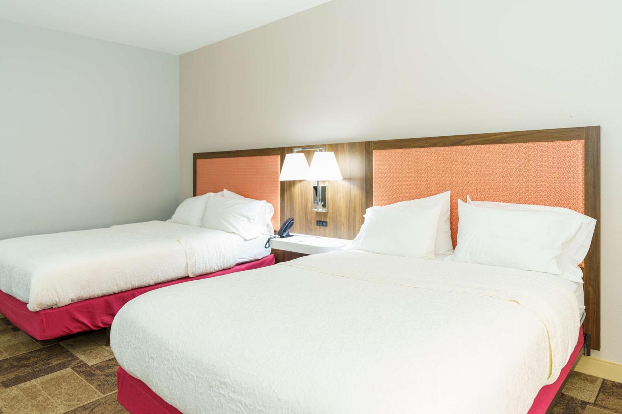 Hampton Inn Garden City Dış mekan fotoğraf
