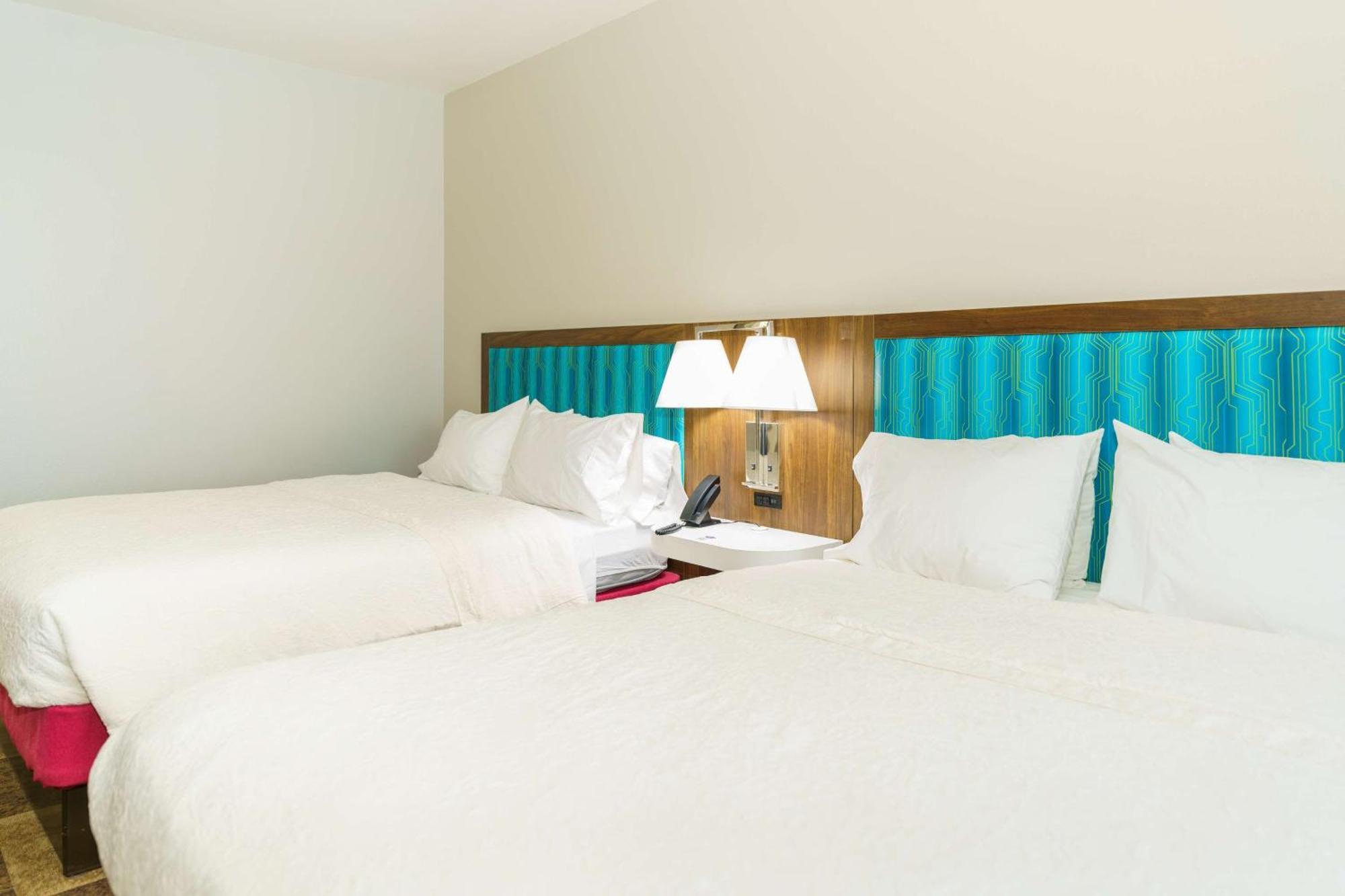 Hampton Inn Garden City Dış mekan fotoğraf