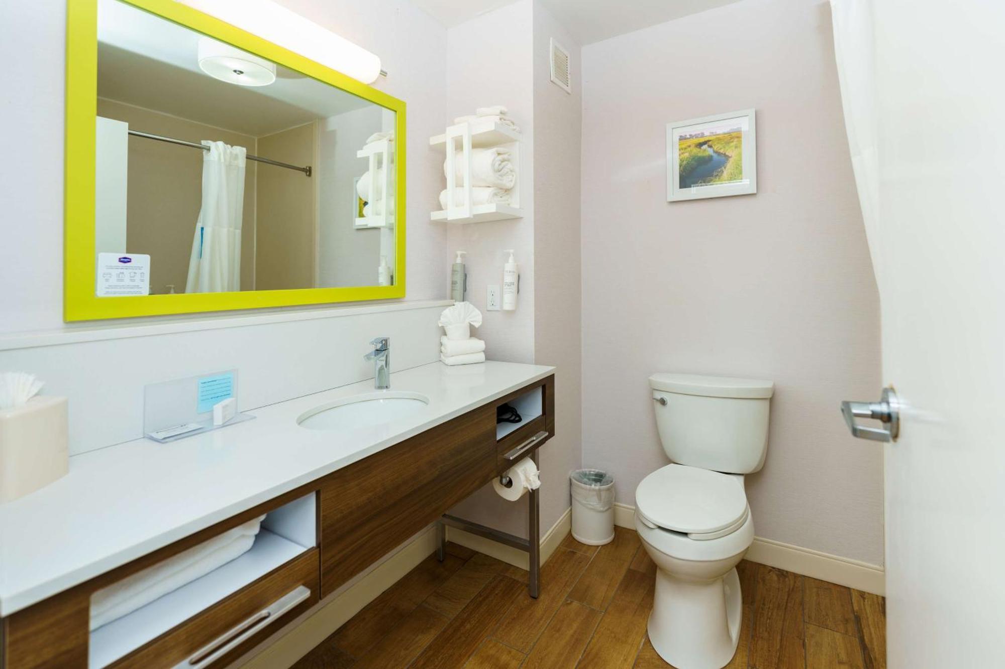 Hampton Inn Garden City Dış mekan fotoğraf