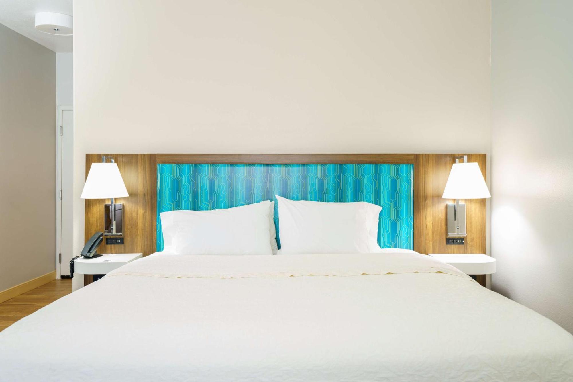Hampton Inn Garden City Dış mekan fotoğraf