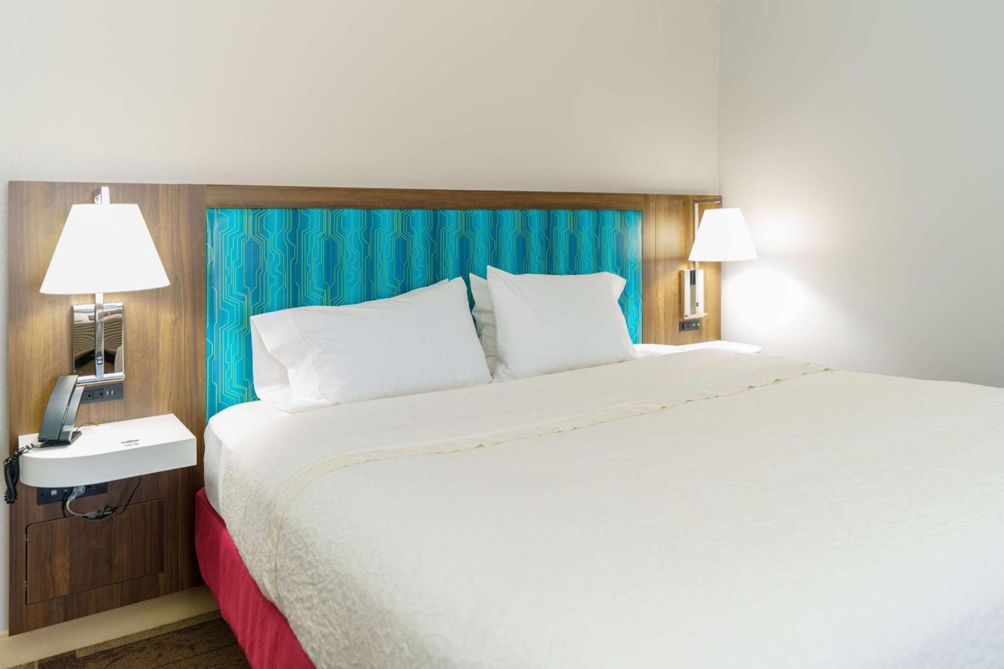 Hampton Inn Garden City Dış mekan fotoğraf
